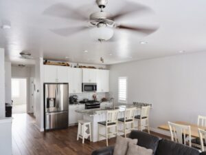 ceiling-fan-over-kitchen